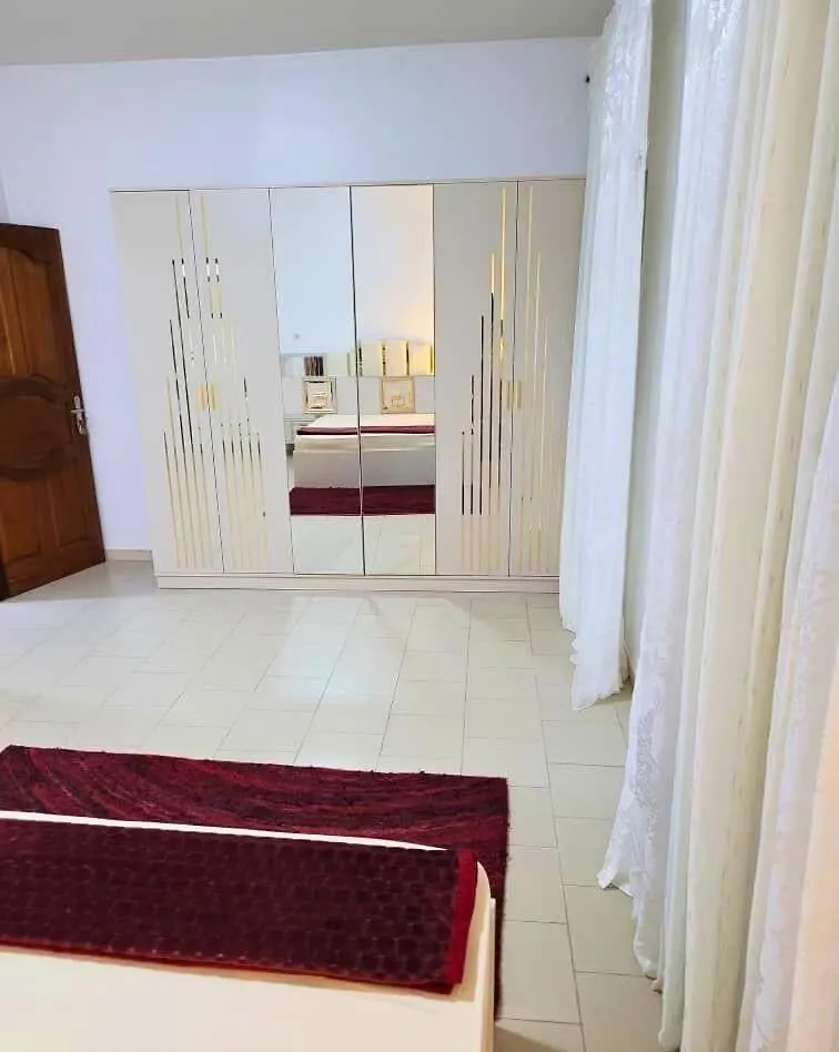 Yeksil Apartment Dakar